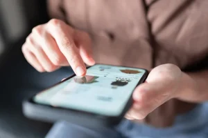 Medir la experiencia omnicanal: del CSAT al CES