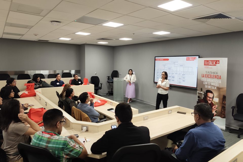 Sesión de WeTALK, centro de idiomas online de la UPC